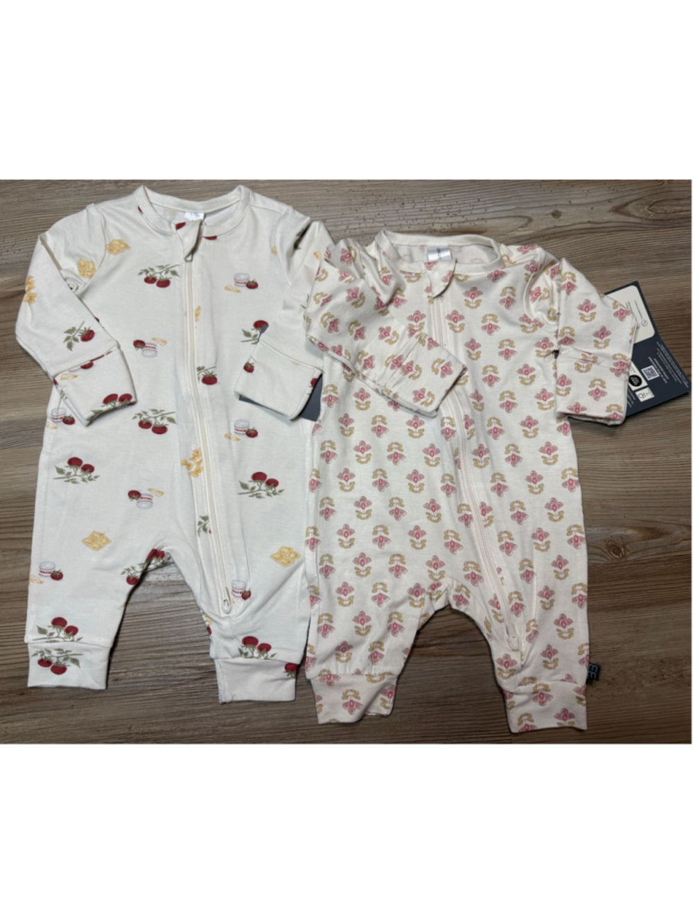 Baby Modern Moments by Gerber Footies 0-3 Months White Red Floral